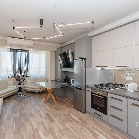Utra Center Beste Apartment City View Chişinău Esterno foto
