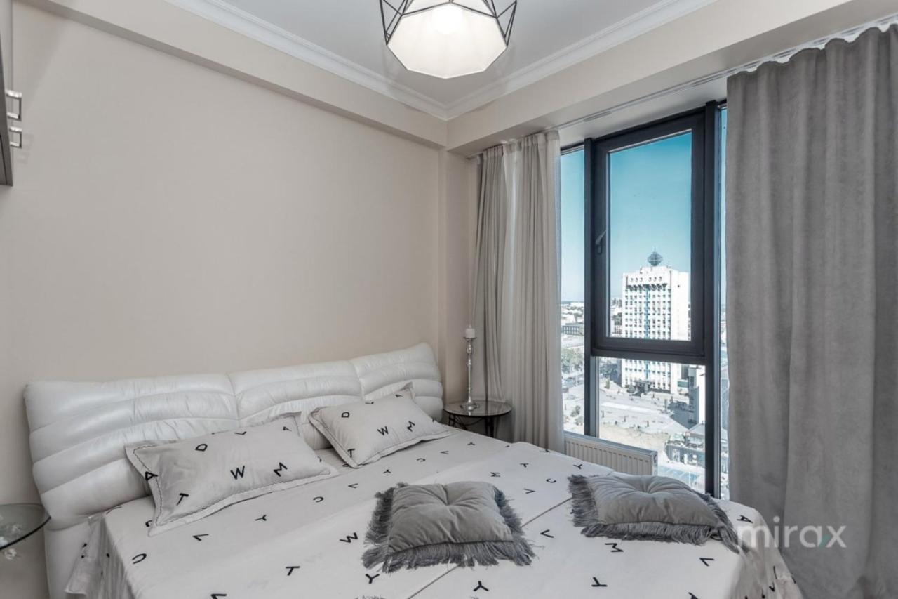Utra Center Beste Apartment City View Chişinău Esterno foto