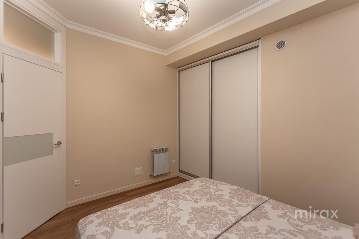 Utra Center Beste Apartment City View Chişinău Esterno foto